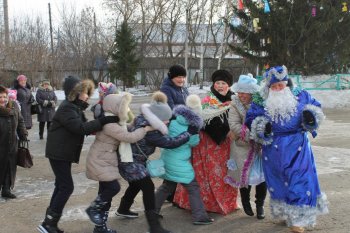 Елка на городской площади